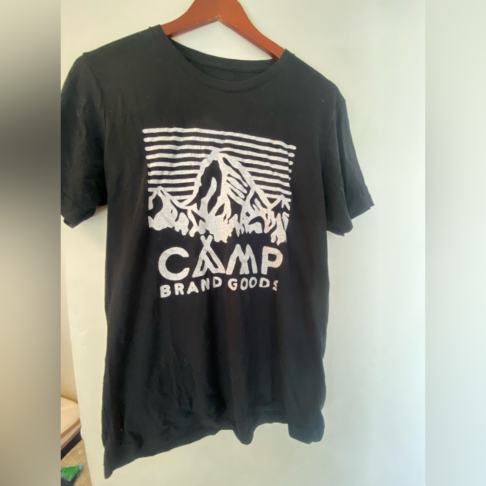 Black Tee